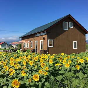 country-cottage-wakiaiai-furano.hokkaidohotelsjapan.com/